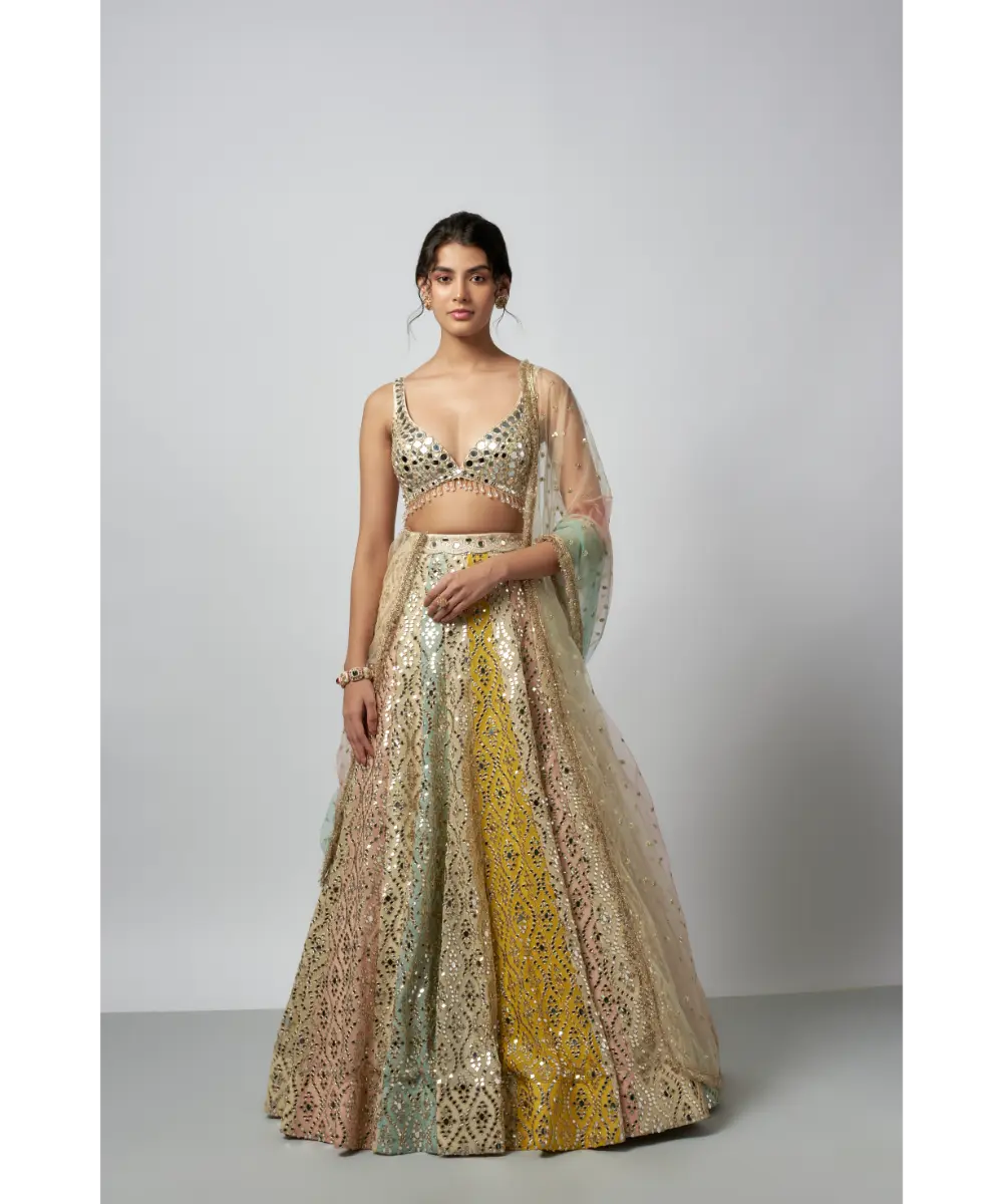 Gopi Vaid - Ranjeeta Lehenga set
