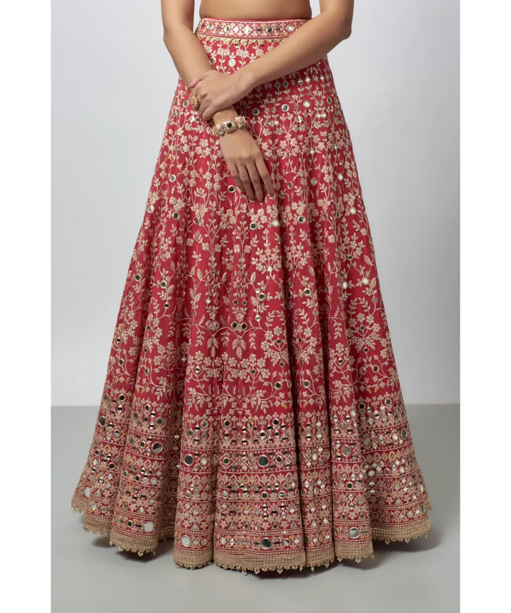 Gopi Vaid- Laanya Lehenga Set