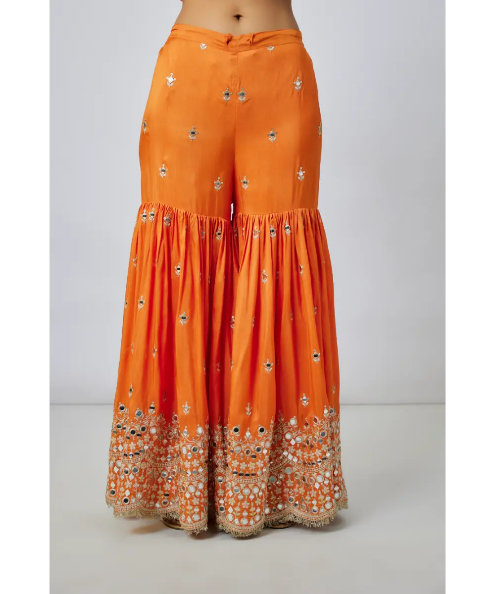 GOPI VAID - Gitashri Dhoti Set