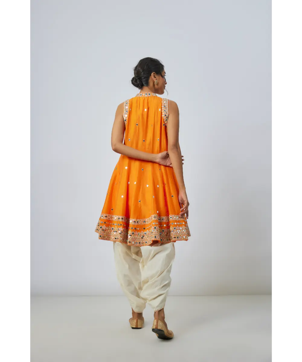 GOPI VAID - Gitashri Dhoti Set