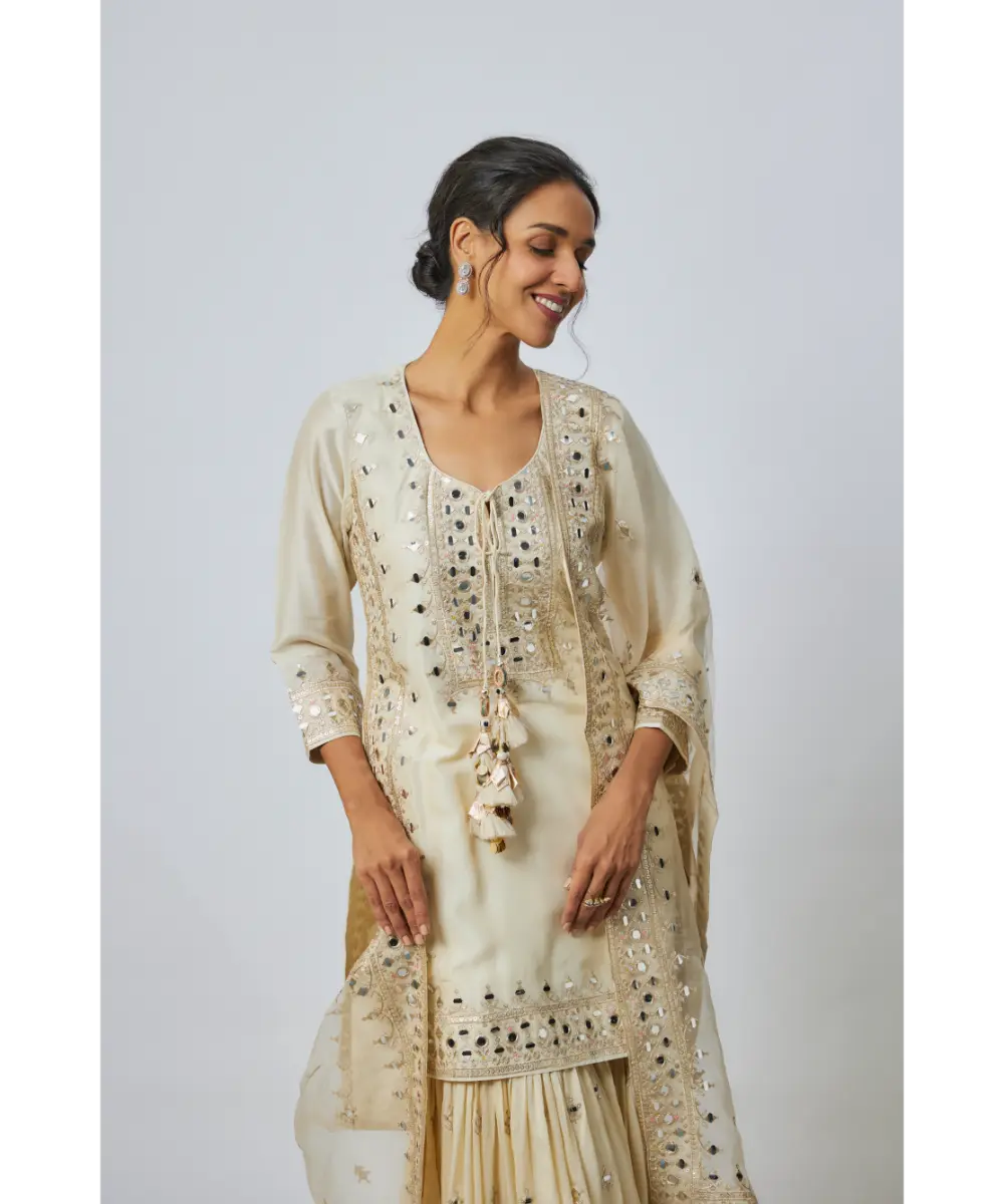 Gopi Vaid - Pariza Sharara Set