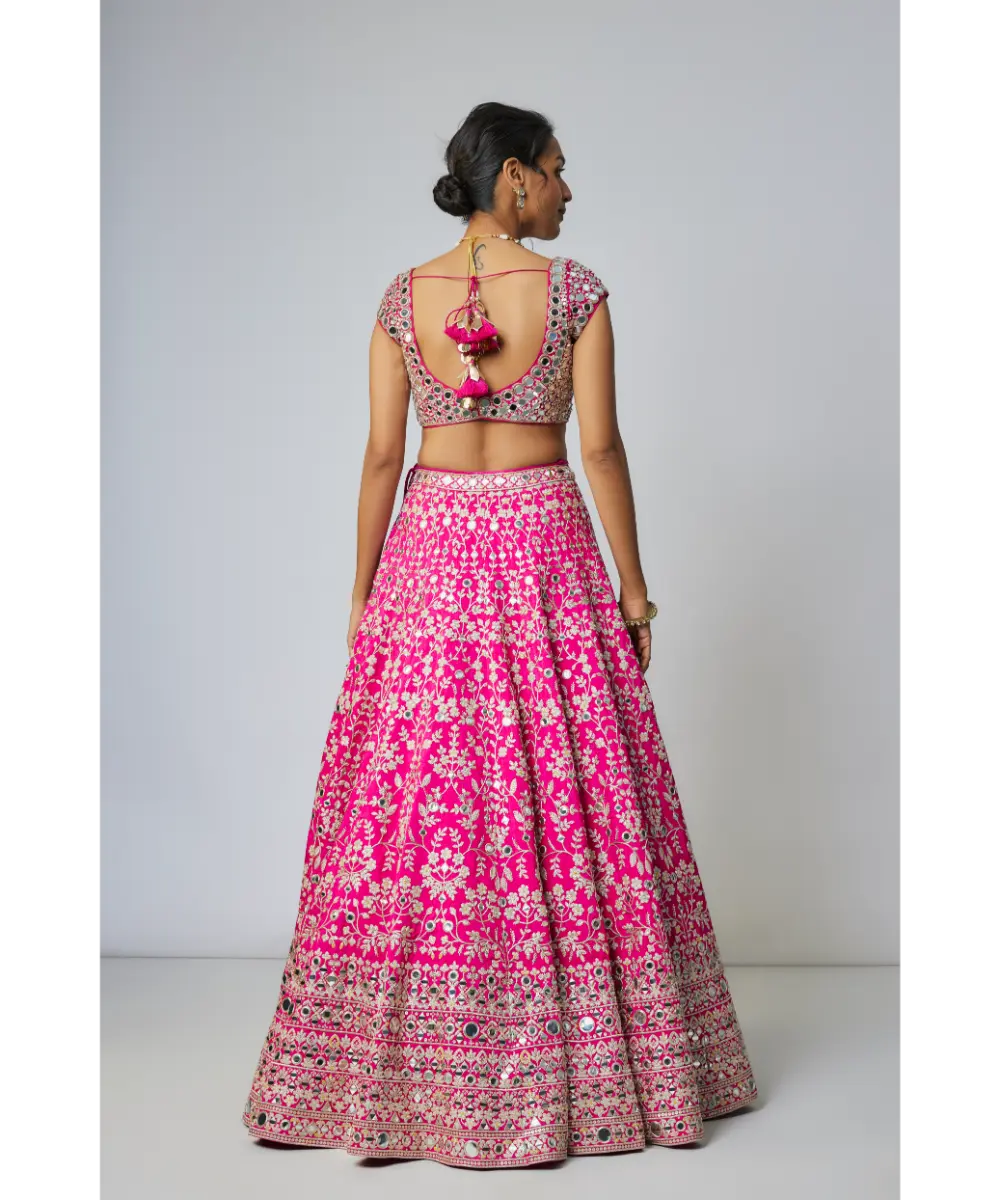GOPI VAID - Niranjana Lehenga Set