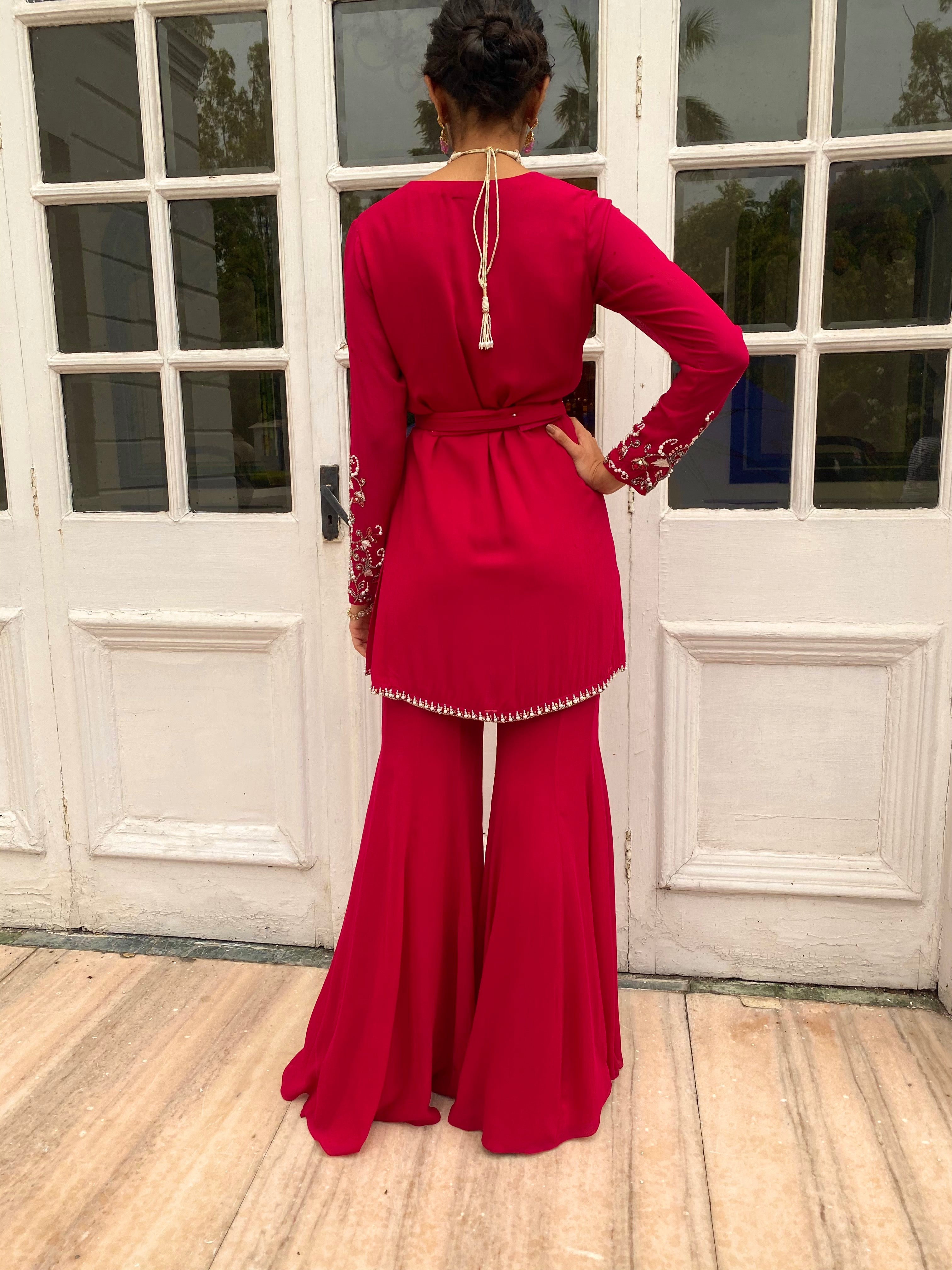 Sanya Gulati - Fuchsia Kurta With Flared Palazzo Set from Fizah