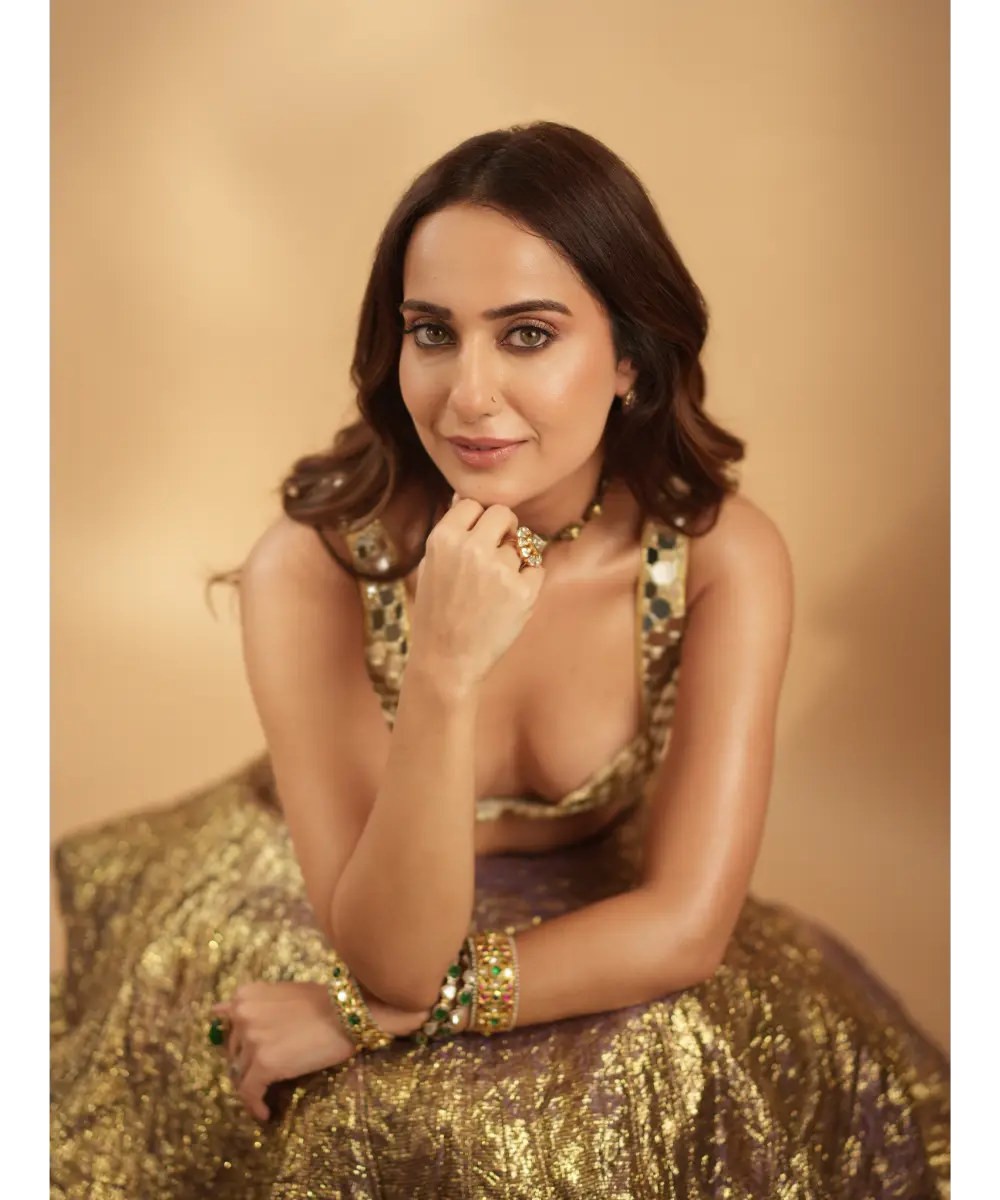 ITRH - SHEESH BENGANI LEHENGA SET