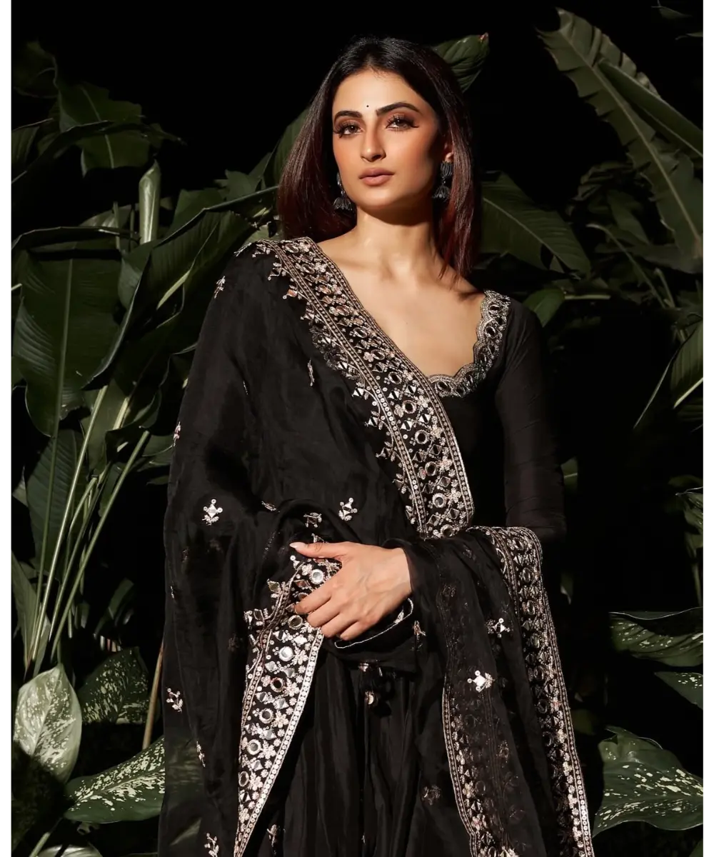 Gopi Vaid - Srivani AG Set