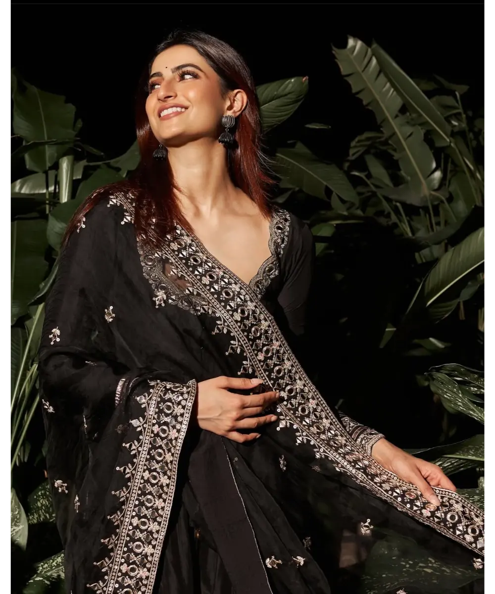 Gopi Vaid - Srivani AG Set