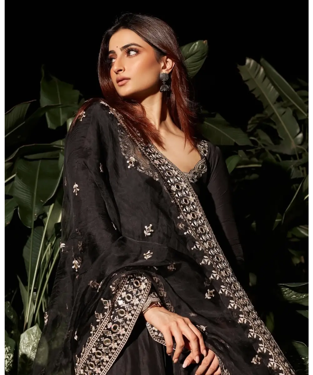 Gopi Vaid - Srivani AG Set