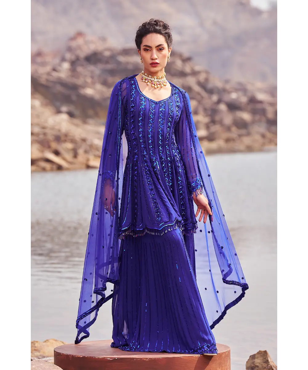 NIDHIKA SHEKHAR- Jilmil Sitaare Jalsaa Sharara Set