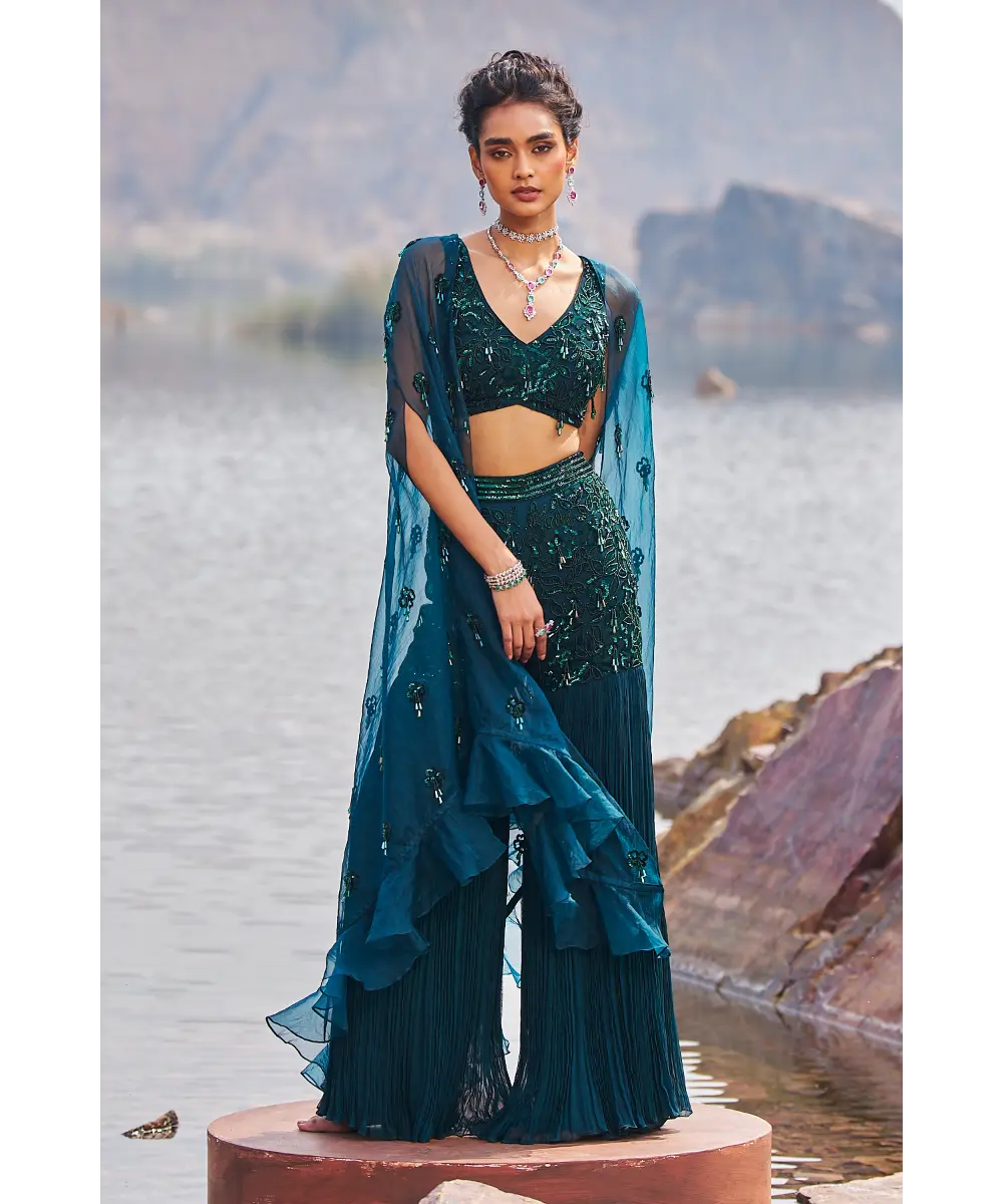 NIDHIKA SHEKHAR- Jilmil Sitaare Jalsaa Sharara Set