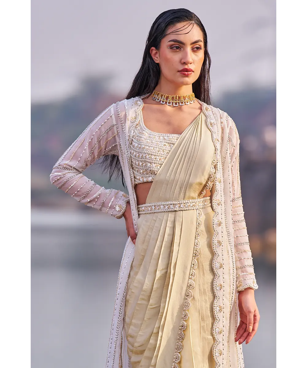 NIDHIKA SHEKHAR- Shree Jalsaa Utsav Saree Set