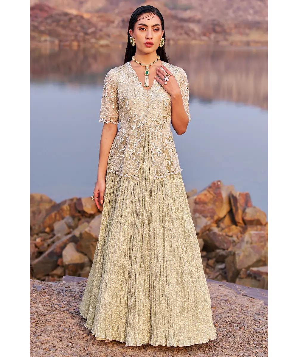 NIDHIKA SHEKHAR- Jalsaa E Umang Anarkali