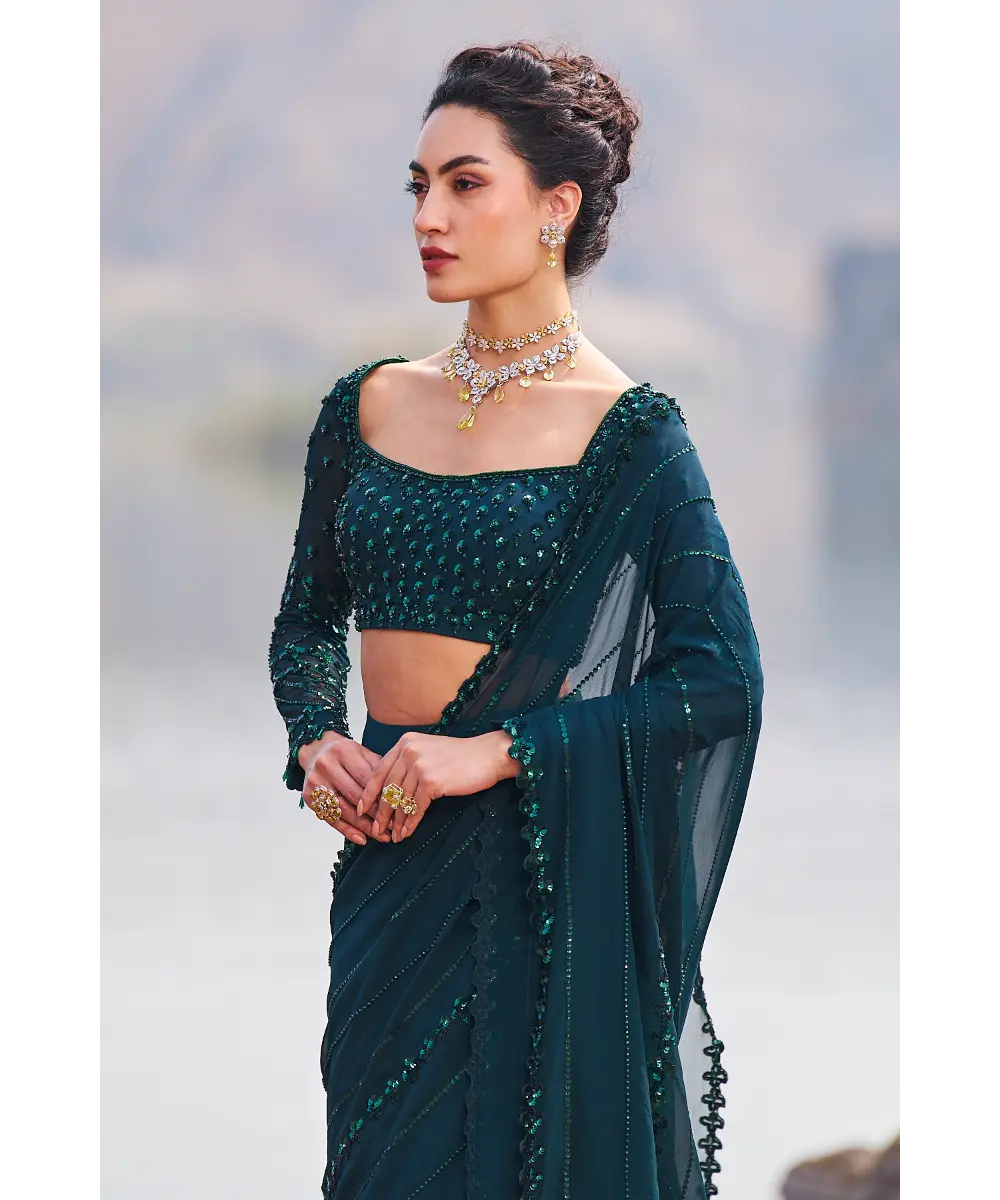 NIDHIKA SHEKHAR- Jilmil Jalsaa Saree Set