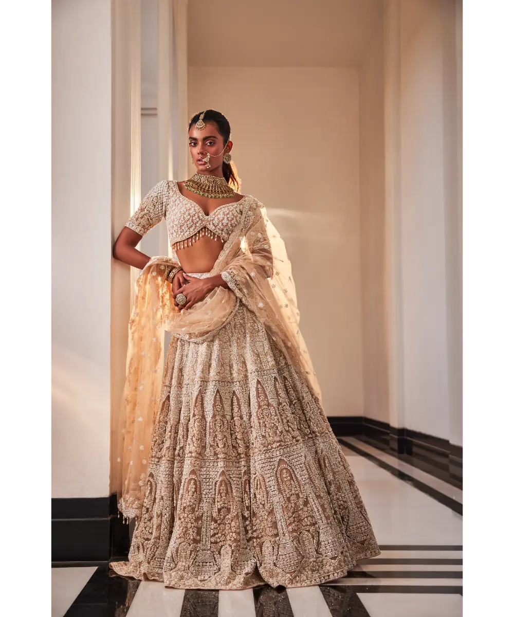 KALIGHATA - Ivory Organza Embroidered Set