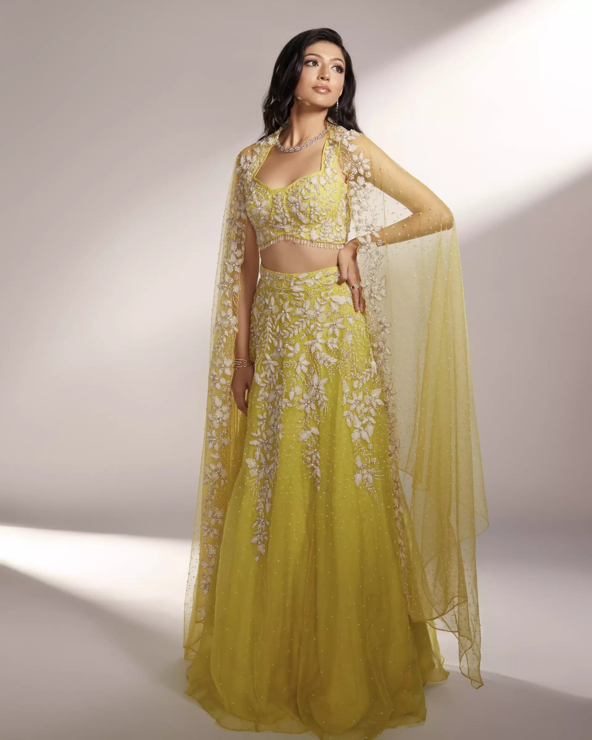 KIYOHRA ELARA - Iris