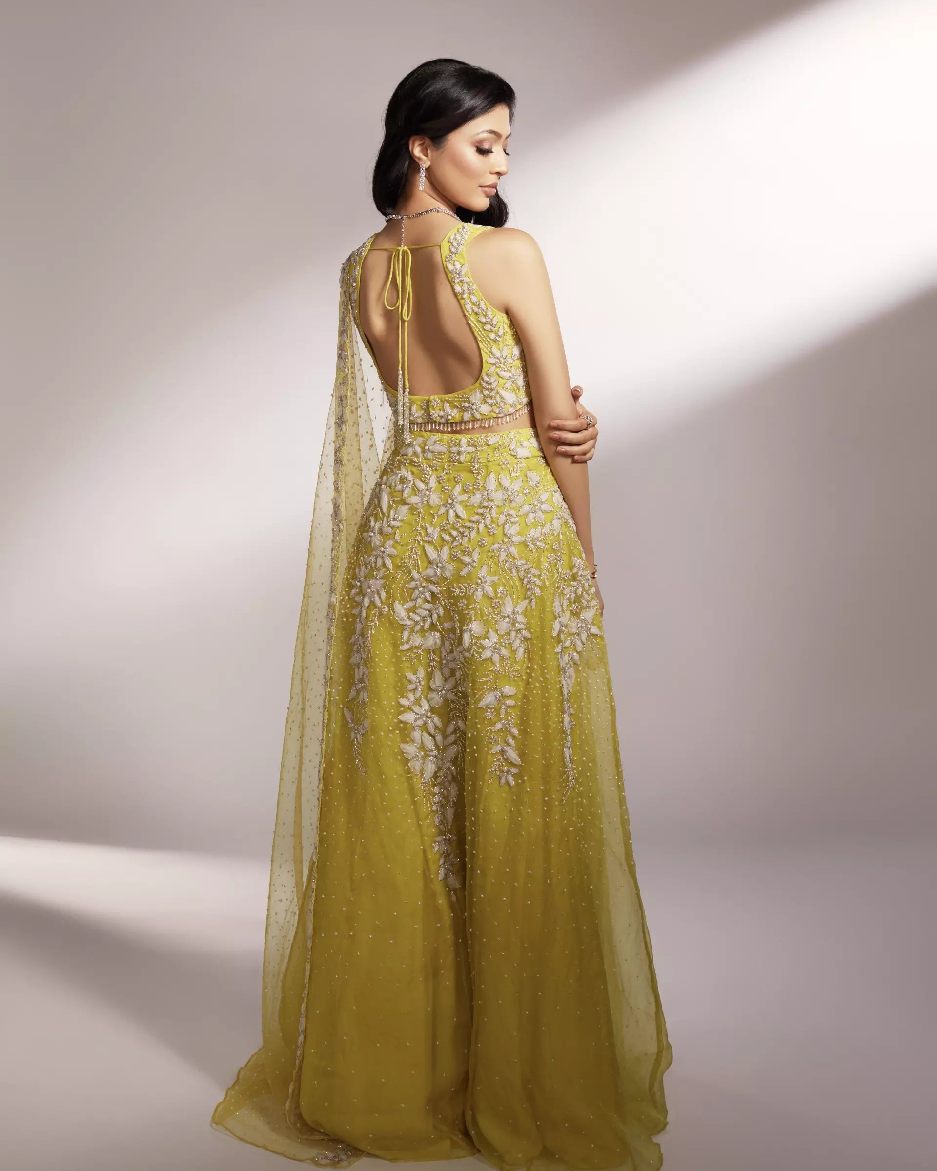 KIYOHRA ELARA - Iris