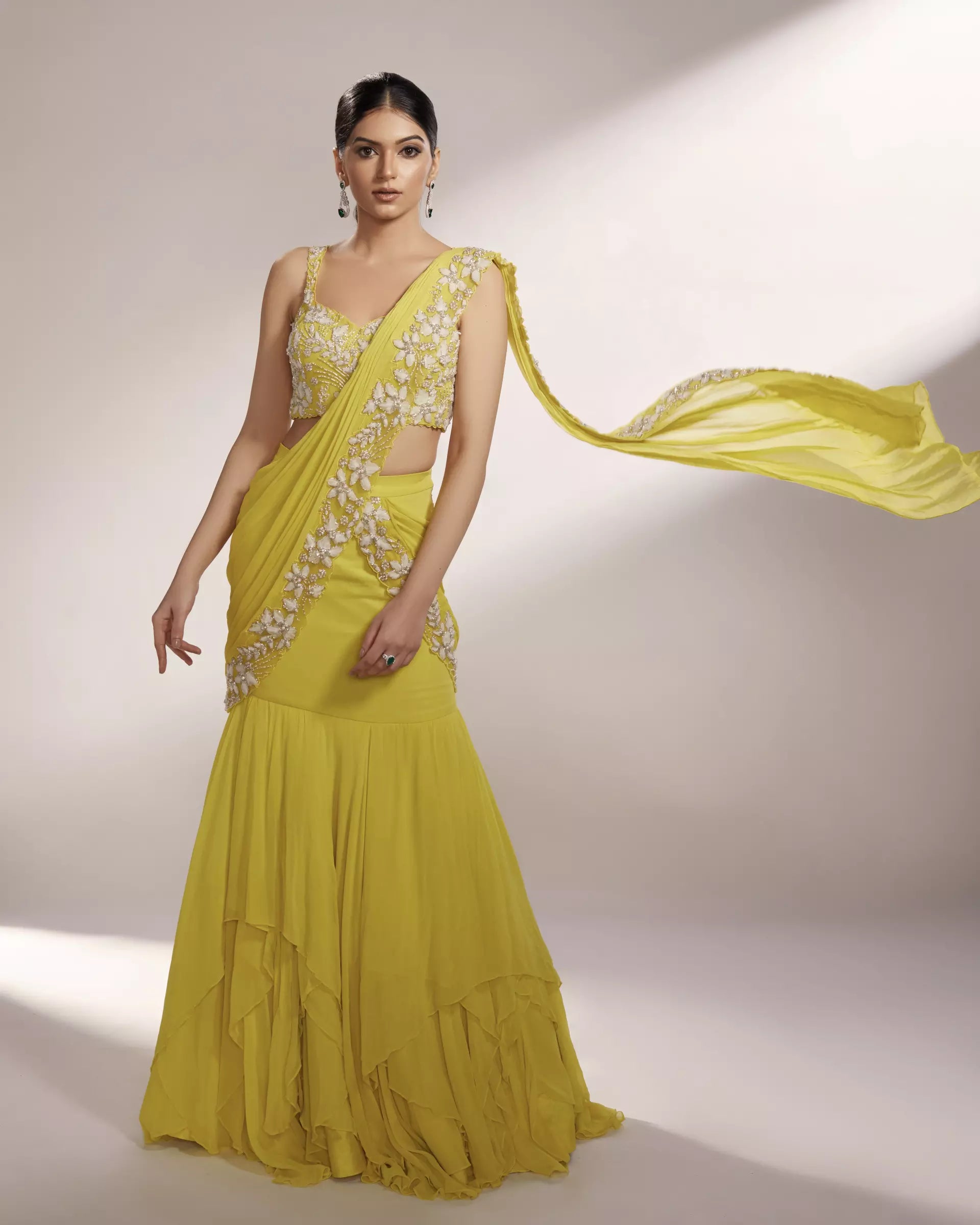 KIYOHRA ELARA - Leah