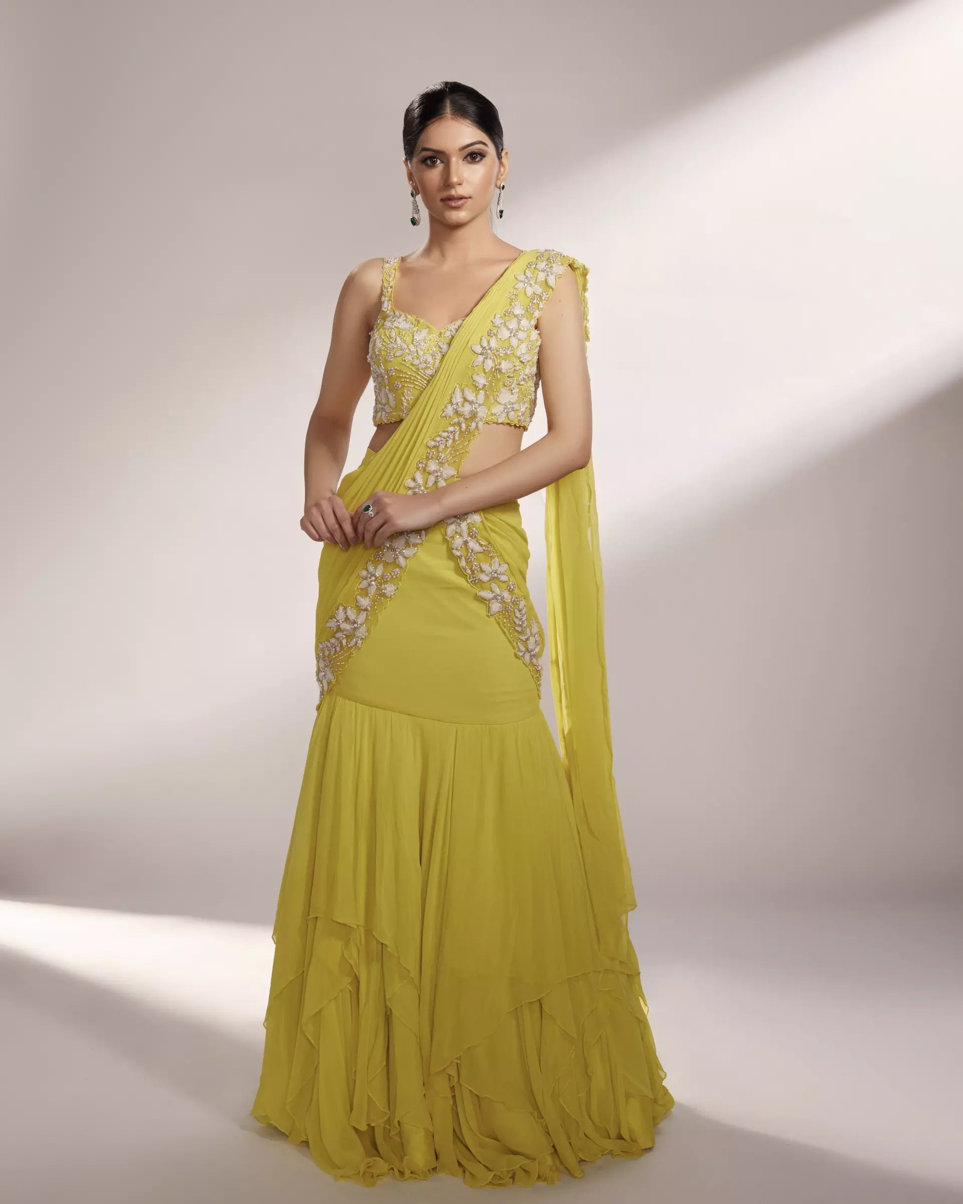 KIYOHRA ELARA - Leah