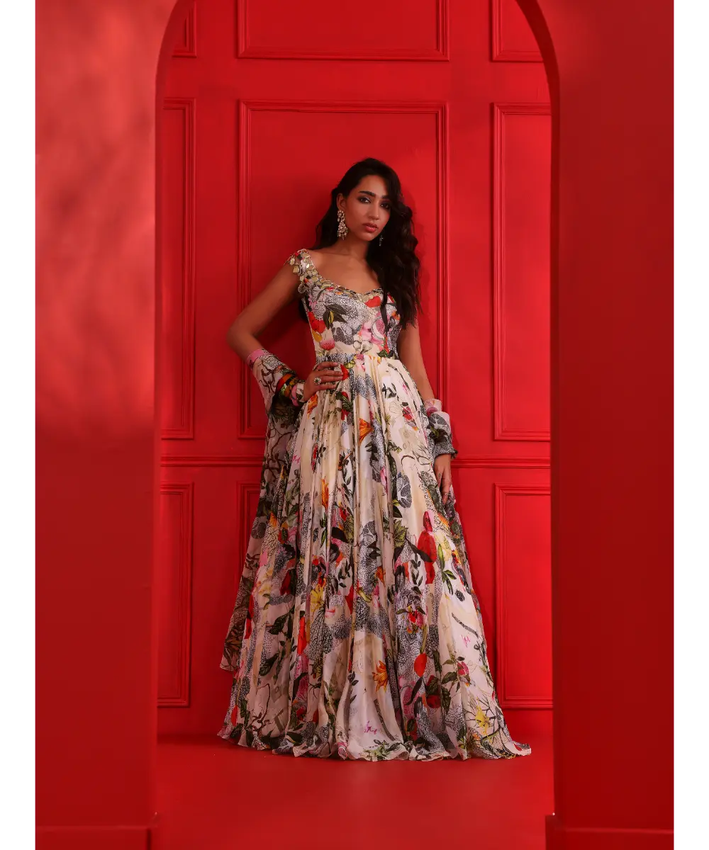 MAHIMA MAHAJAN - Aashni