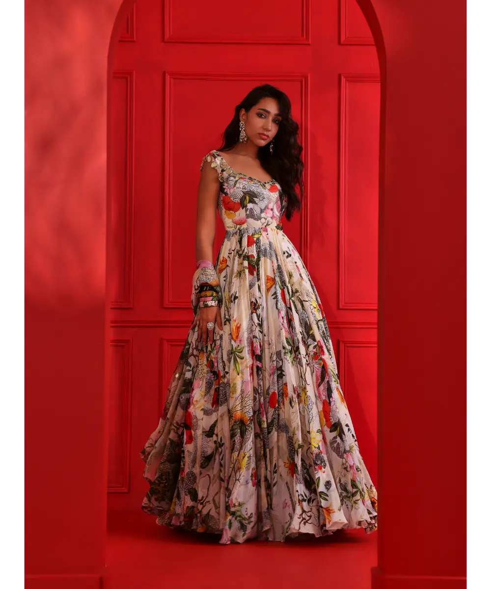 MAHIMA MAHAJAN - Aashni