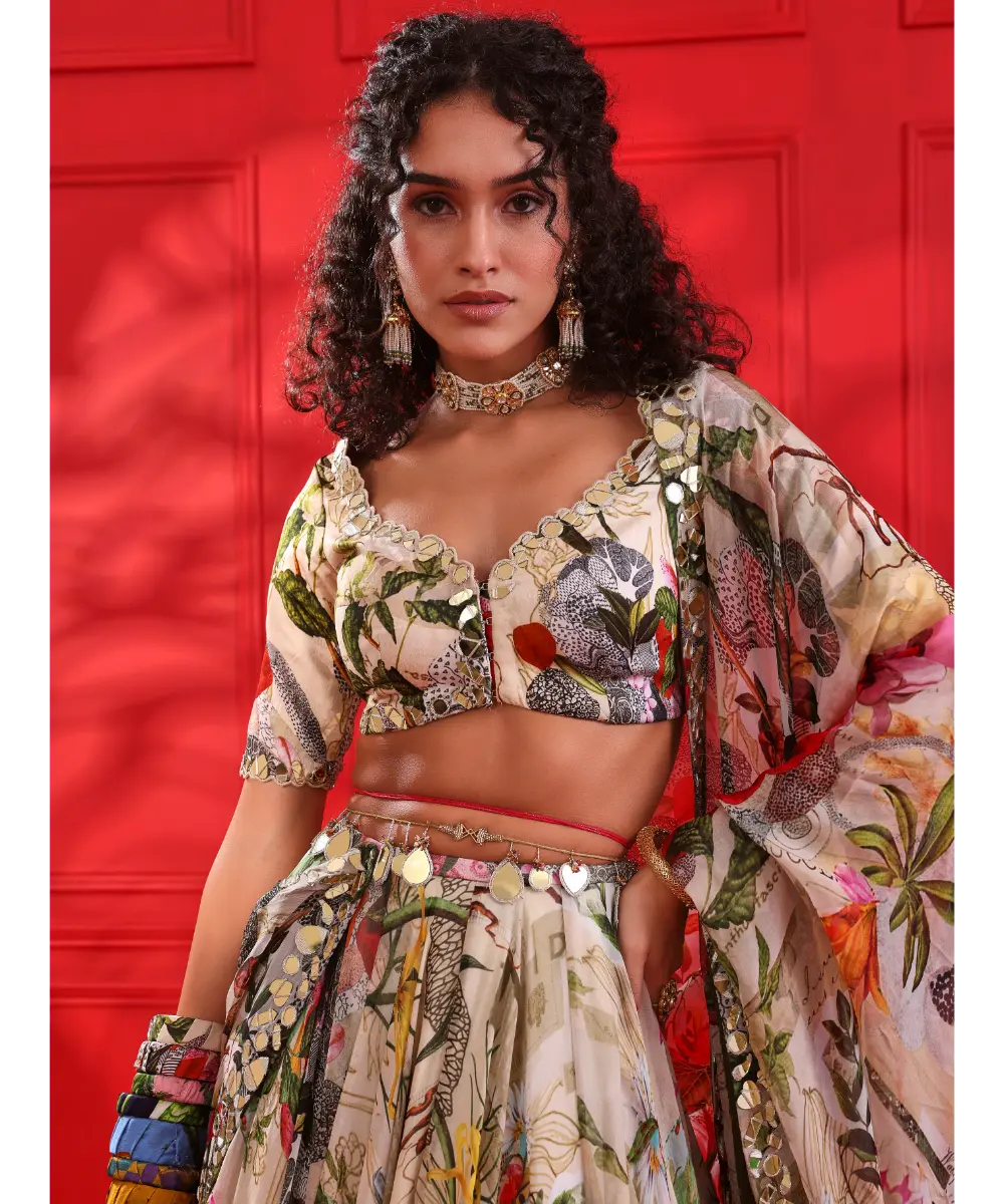 MAHIMA MAHAJAN - Soni