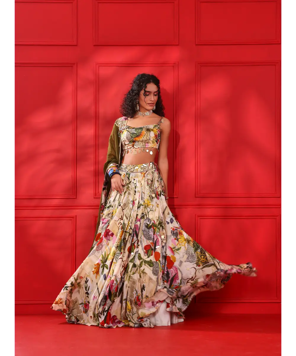 MAHIMA MAHAJAN - Raza