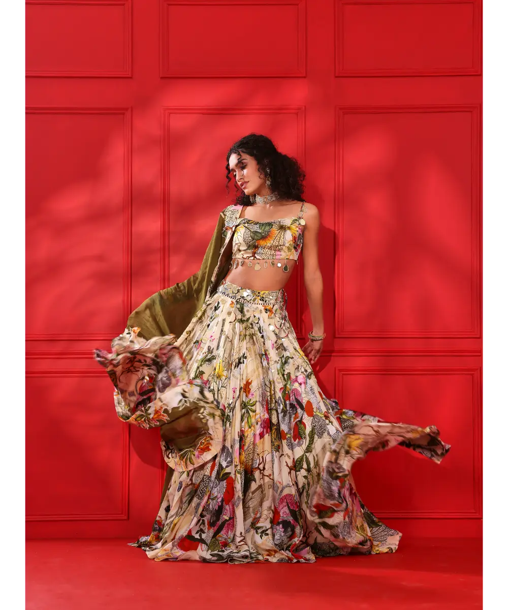 MAHIMA MAHAJAN - Raza