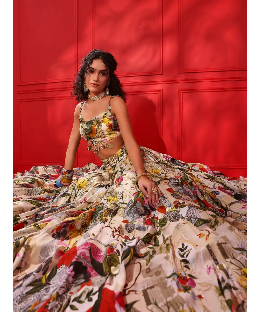 MAHIMA MAHAJAN - Raza