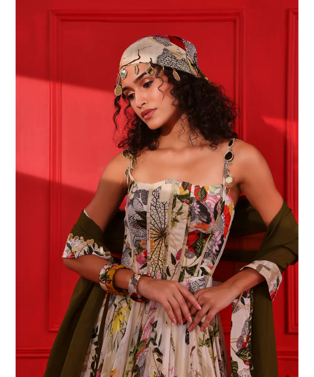 MAHIMA MAHAJAN - Akanshi