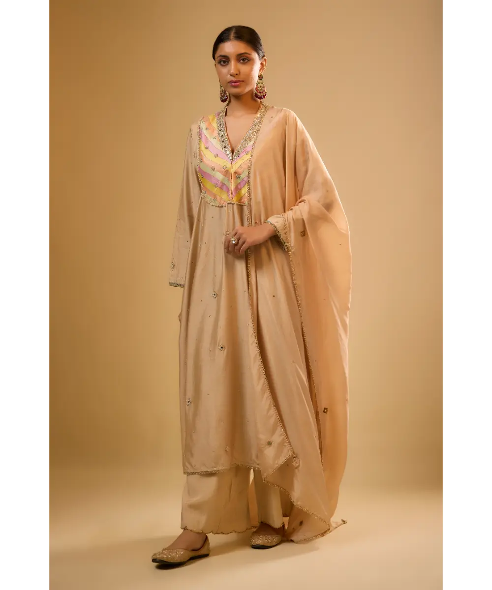 NITI BHOTRA - Nazakat Ivory Stripe Yoke Kurta Set