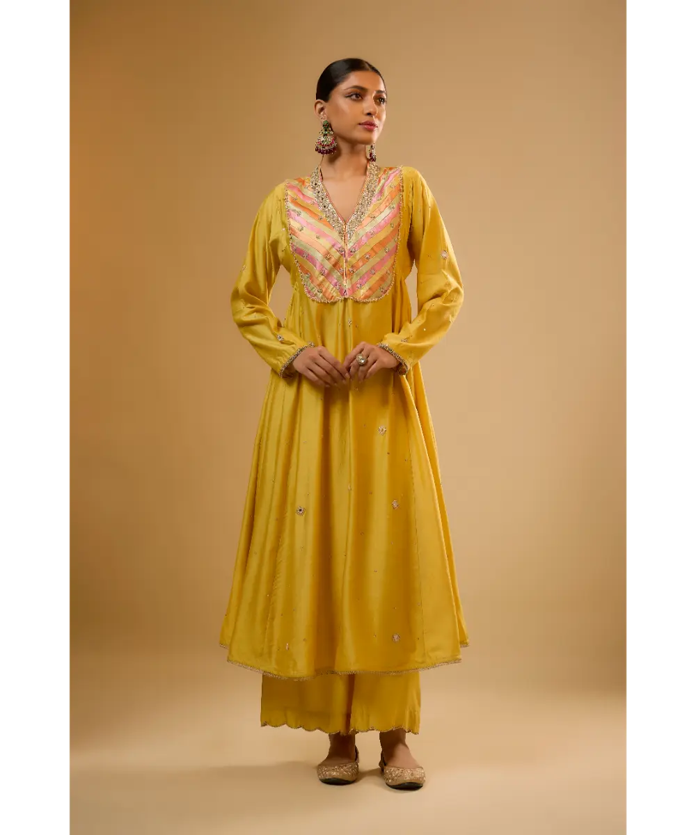 NITI BHOTRA - Nazakat Yellow Stripe Yoke Kurta Set