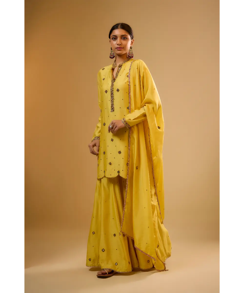 NITI BHOTRA - Nazakat Yellow Mirror Work Sharara Set