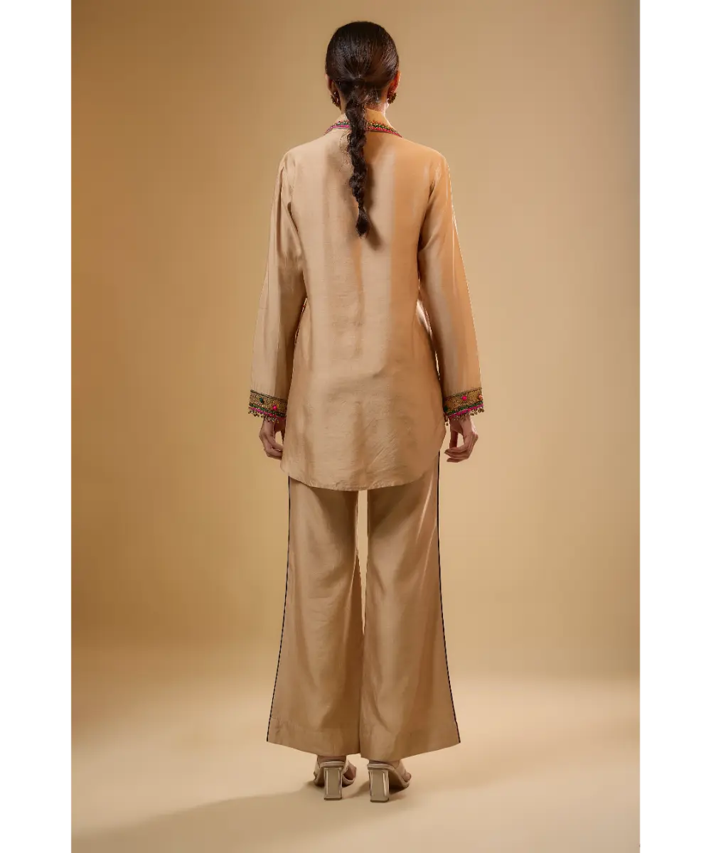 NITI BHOTRA - Nazakat Ivory Co-ord Set