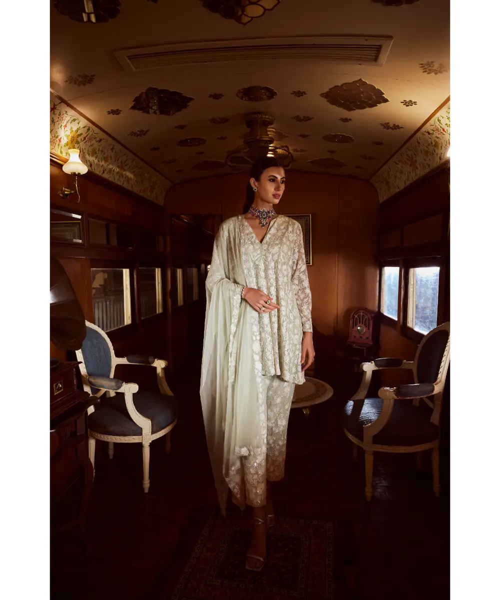 ROCOCO BY RAGHVI- Zenith