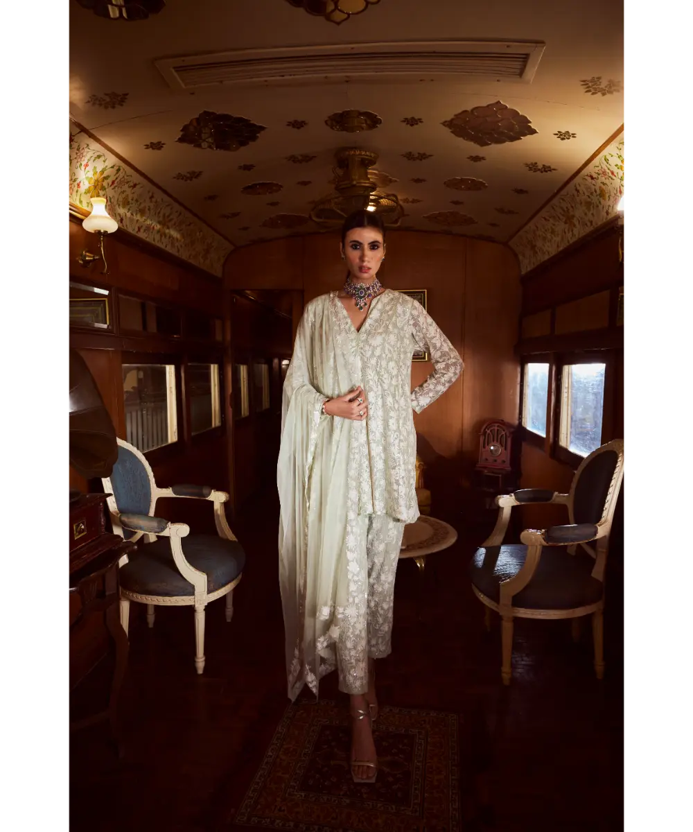 ROCOCO BY RAGHVI- Zenith