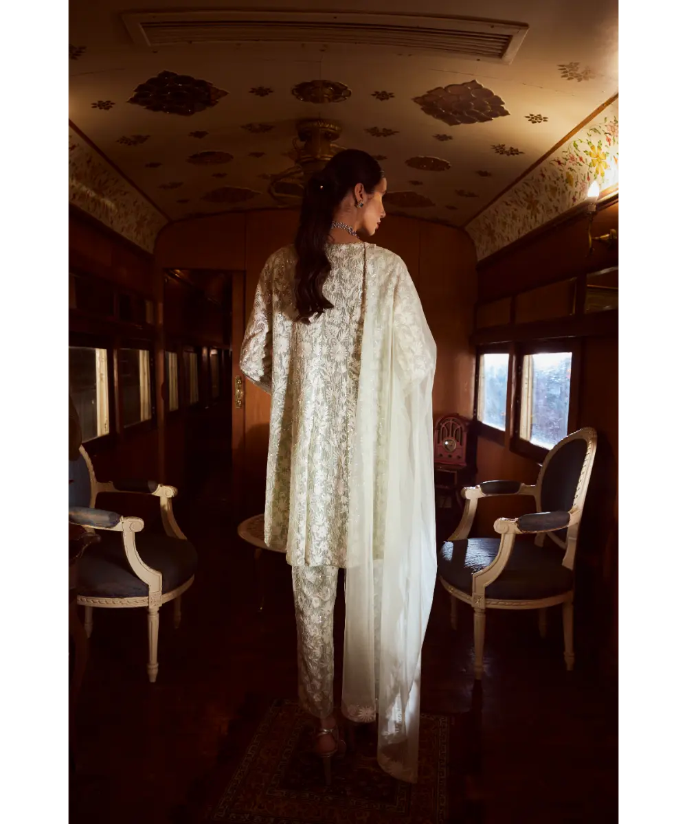 ROCOCO BY RAGHVI- Zenith