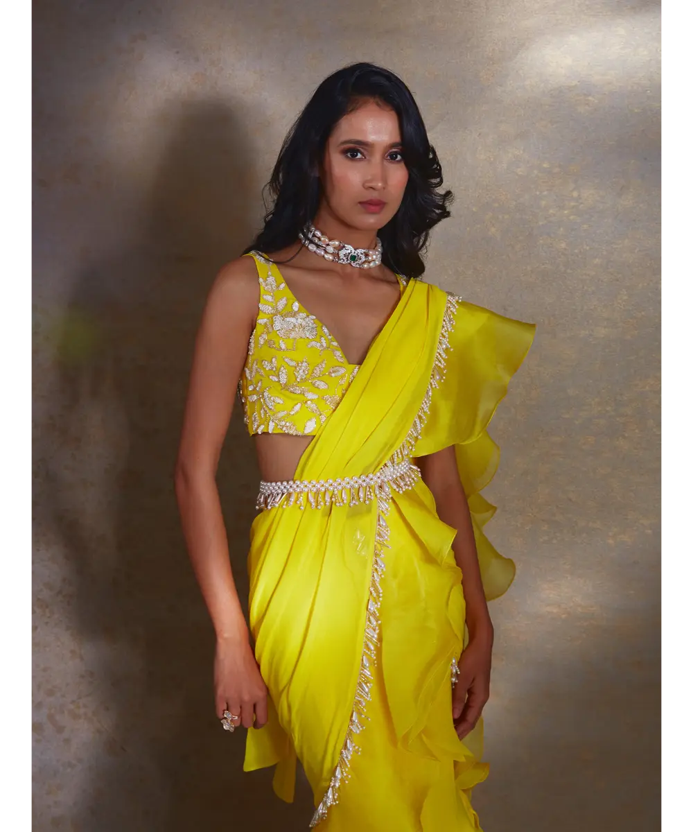 SHLOKA KHIALANI - Luna