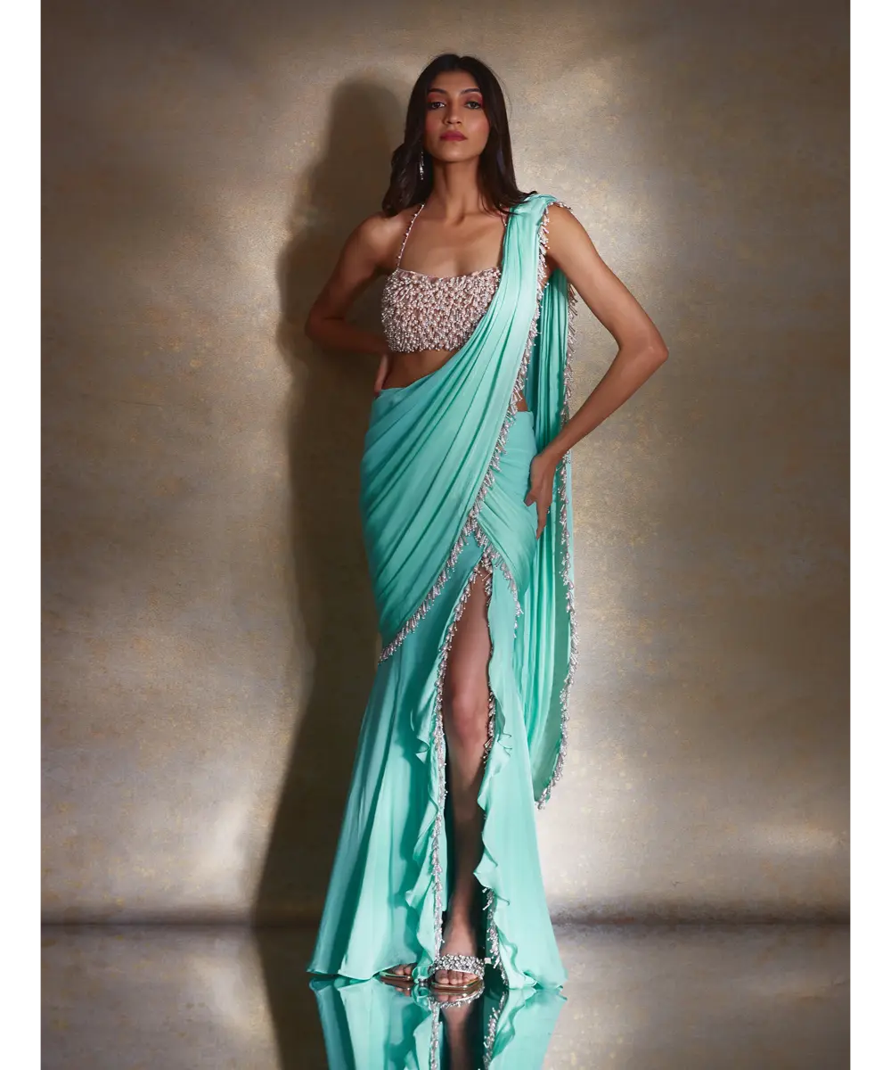 SHLOKA KHILANI - Elise