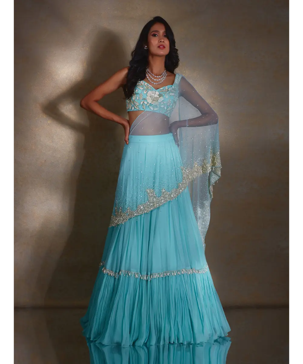 SHLOKA KHILANI - Ania