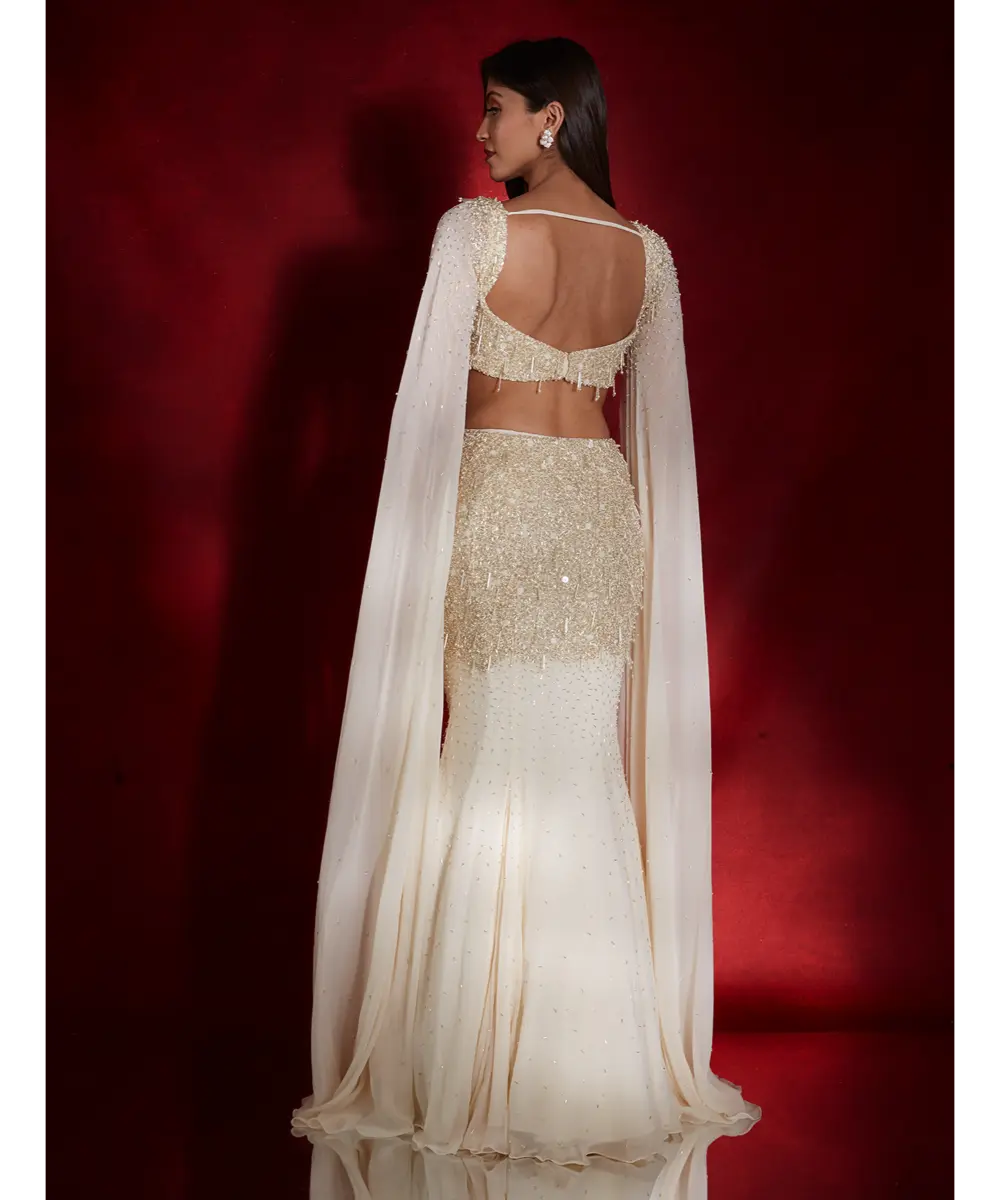 SHLOKA KHILANI - Valencia