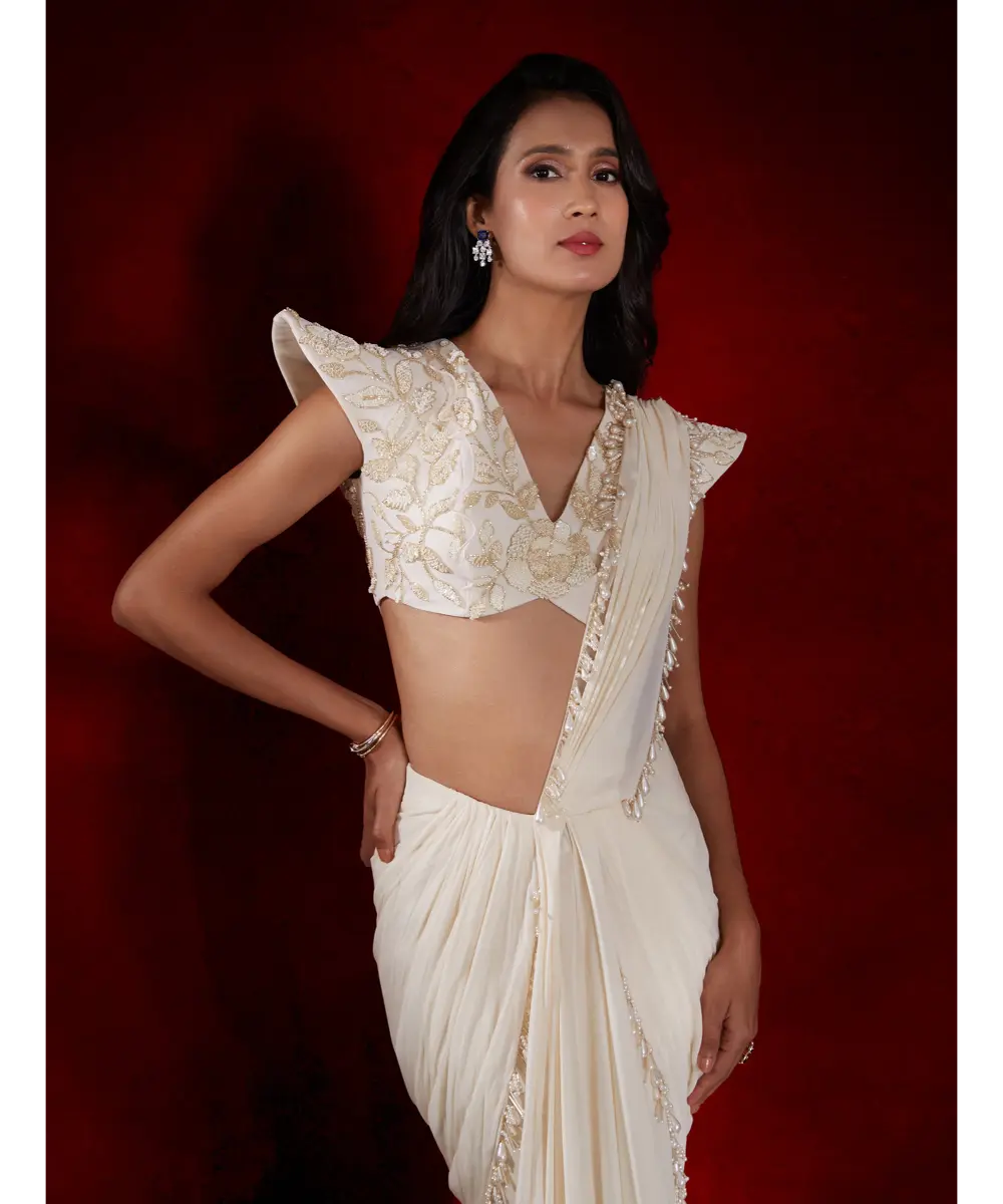 SHLOKA KHILANI - Inez