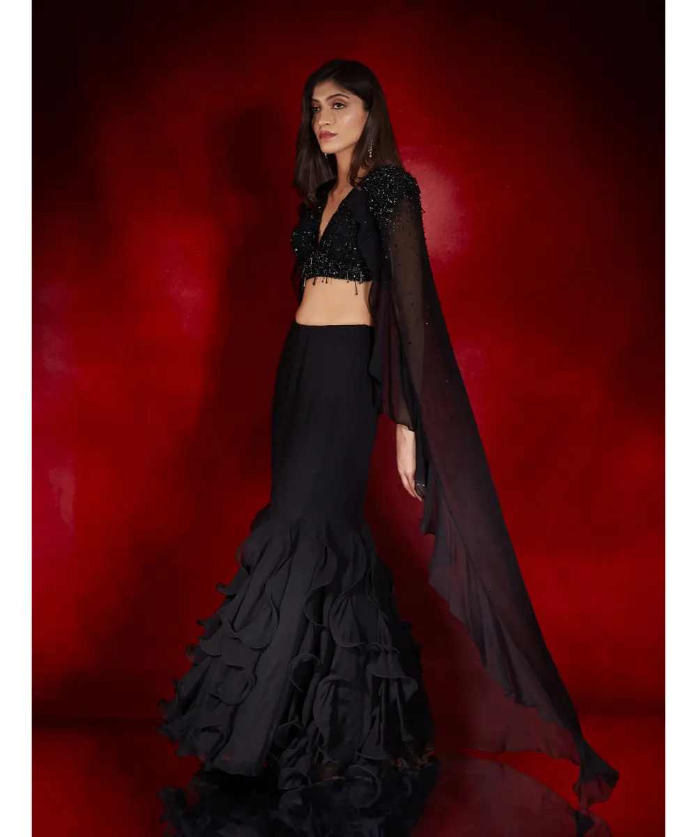 SHLOKA KHILANI - Elana