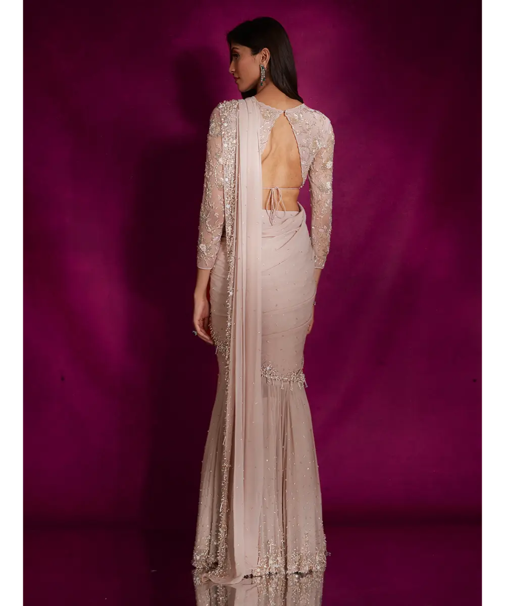 SHLOKA KHILANI - Ivy