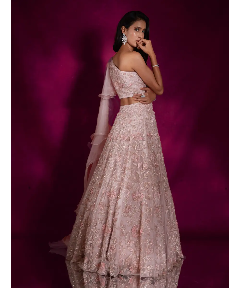 SHLOKA KHILANI - Venus