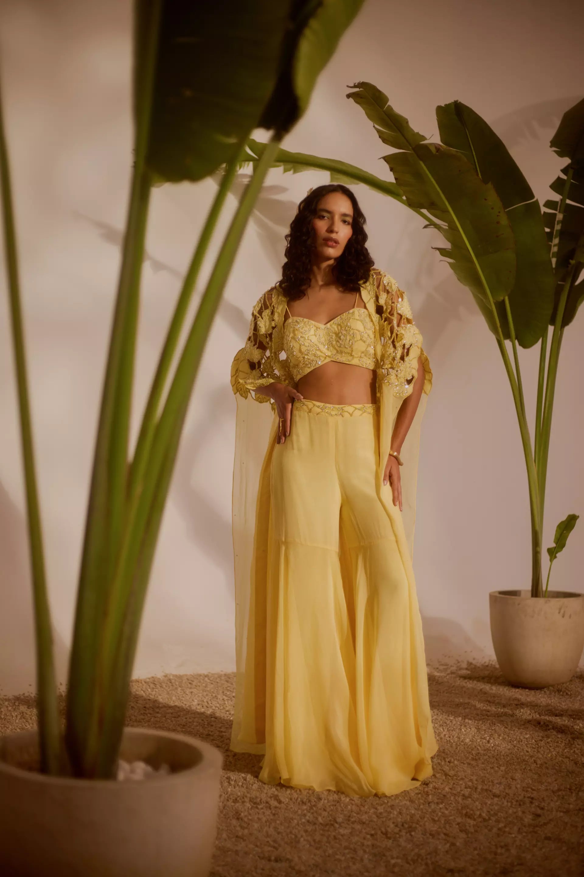 SILKY BINDRA - Pant Set