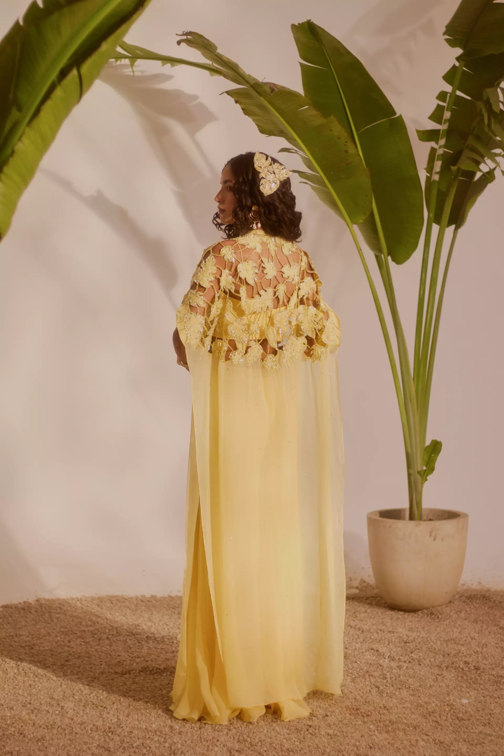 SILKY BINDRA - Pant Set