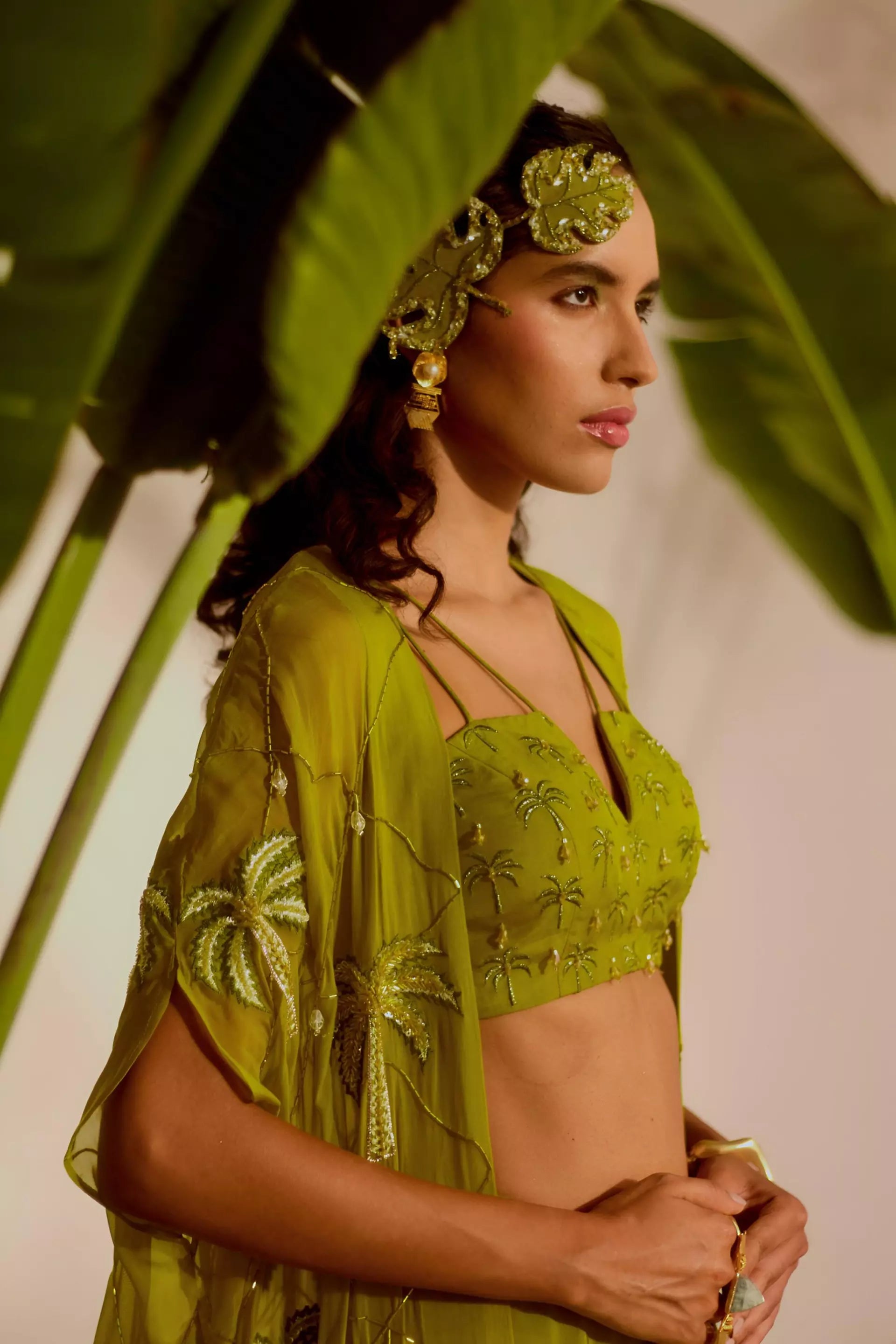 SILKY BINDRA - Skirt Set