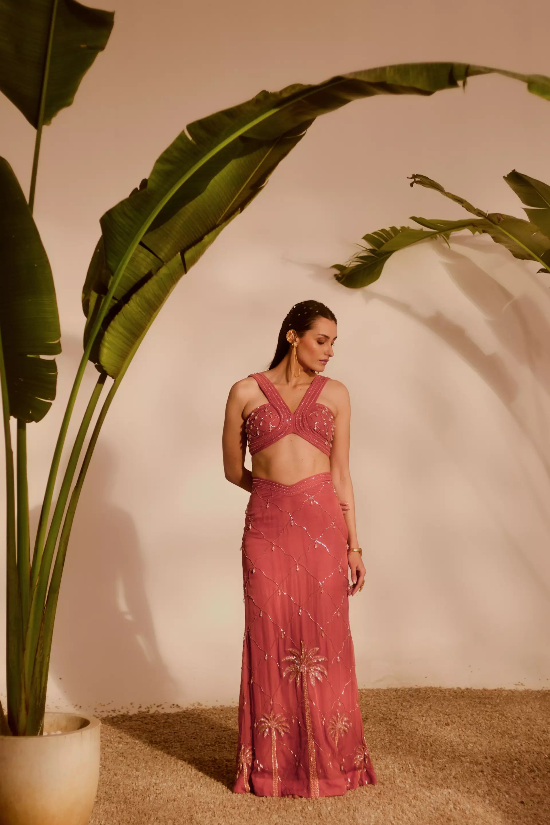 SILKY BINDRA - Skirt Set