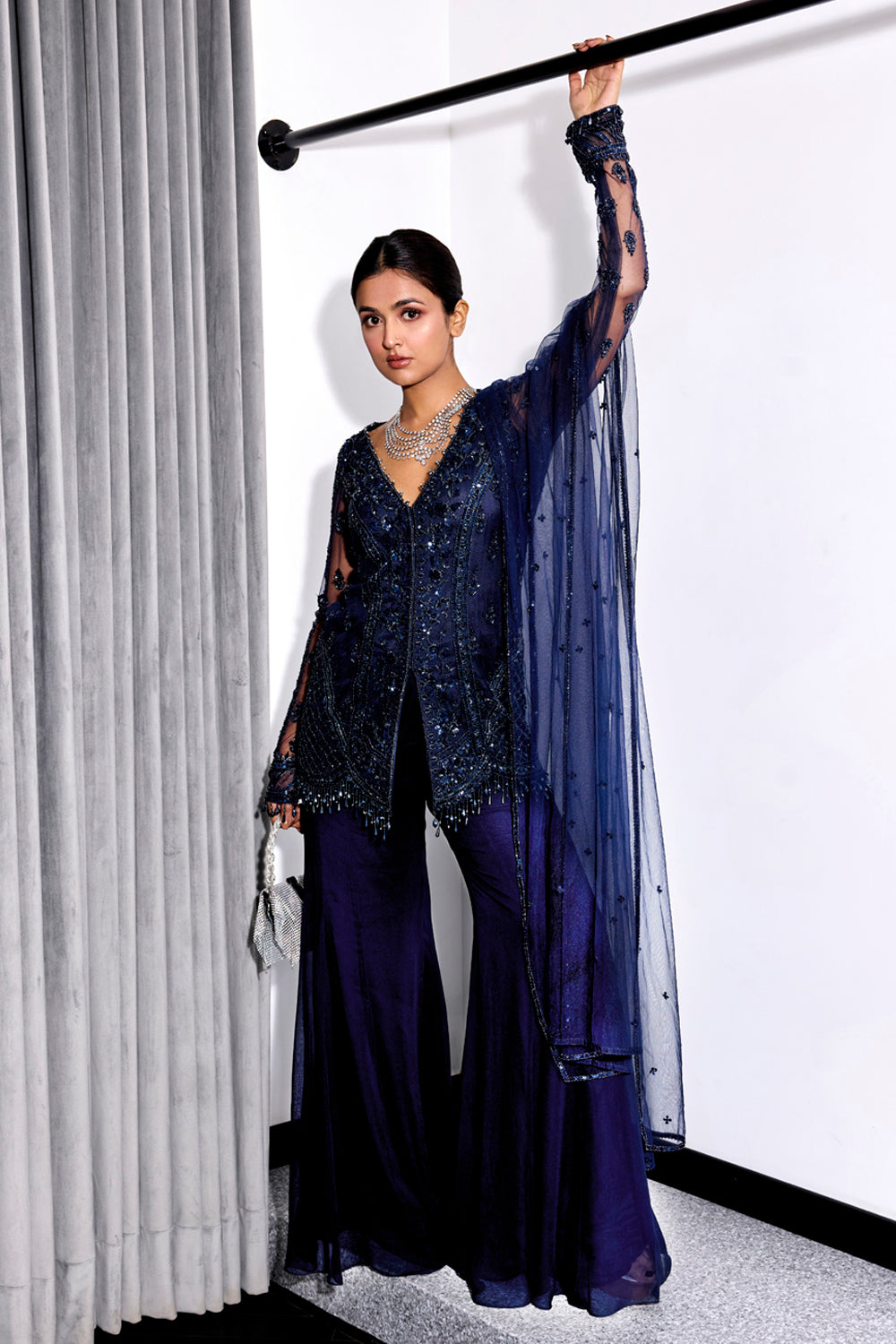 Sanya Gulati - Midnight Blue Tonal Embroidered Kurta and Pants Set from Kia & Kyara