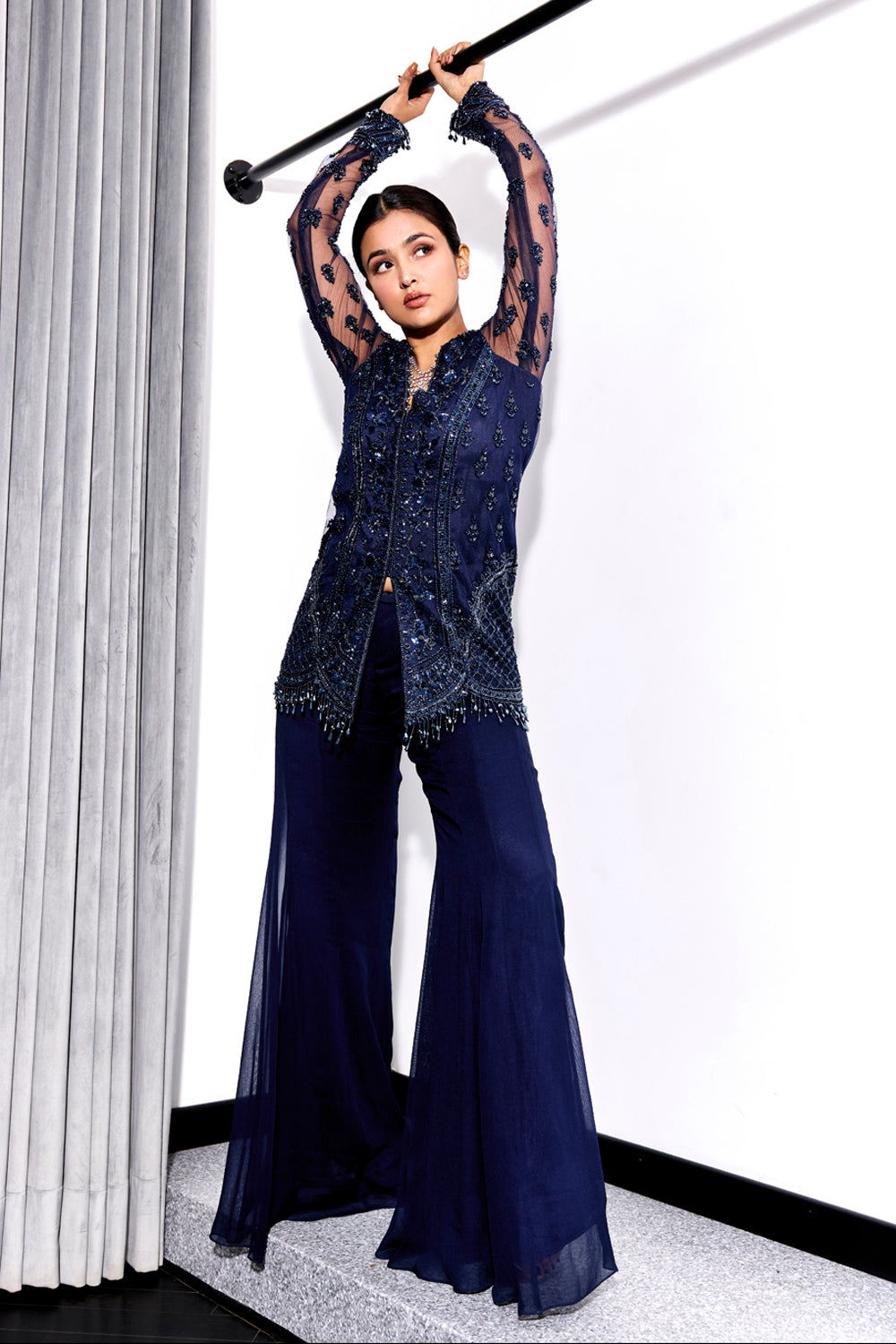 Sanya Gulati - Midnight Blue Tonal Embroidered Kurta and Pants Set from Kia & Kyara
