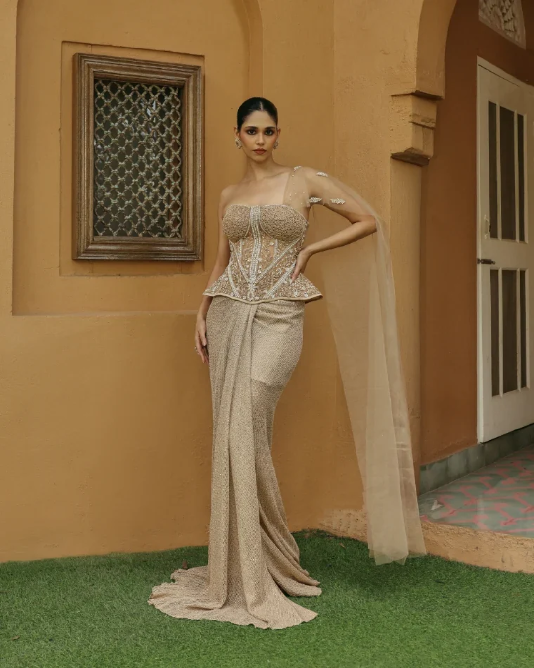 Label Moni K - Noire Drape Set From Naqsh